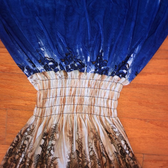 Beautiful, Long Silk Dress - Picture 4 of 7